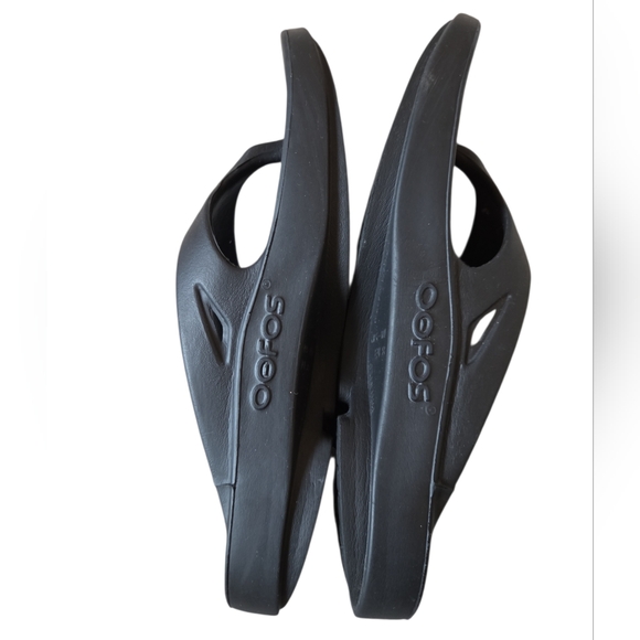 OOFOS Ooriginal Black Recovery Sandals 7 - Picture 7 of 12